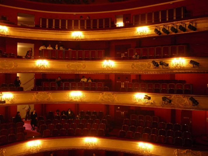 Theatrical Architecture: Must-See Theatres and Auditoriums Around the ...