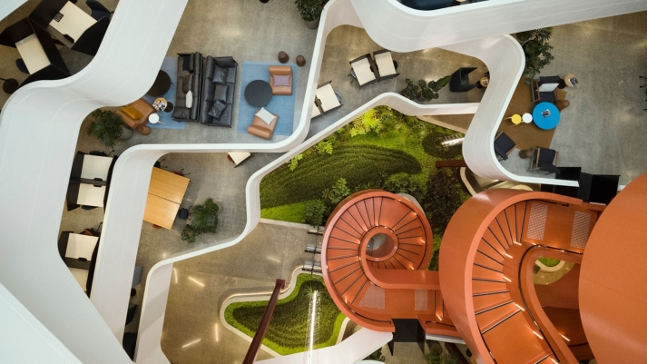 Trabajo de la naturaleza: 6 oficinas con diseño de espíritu biológico