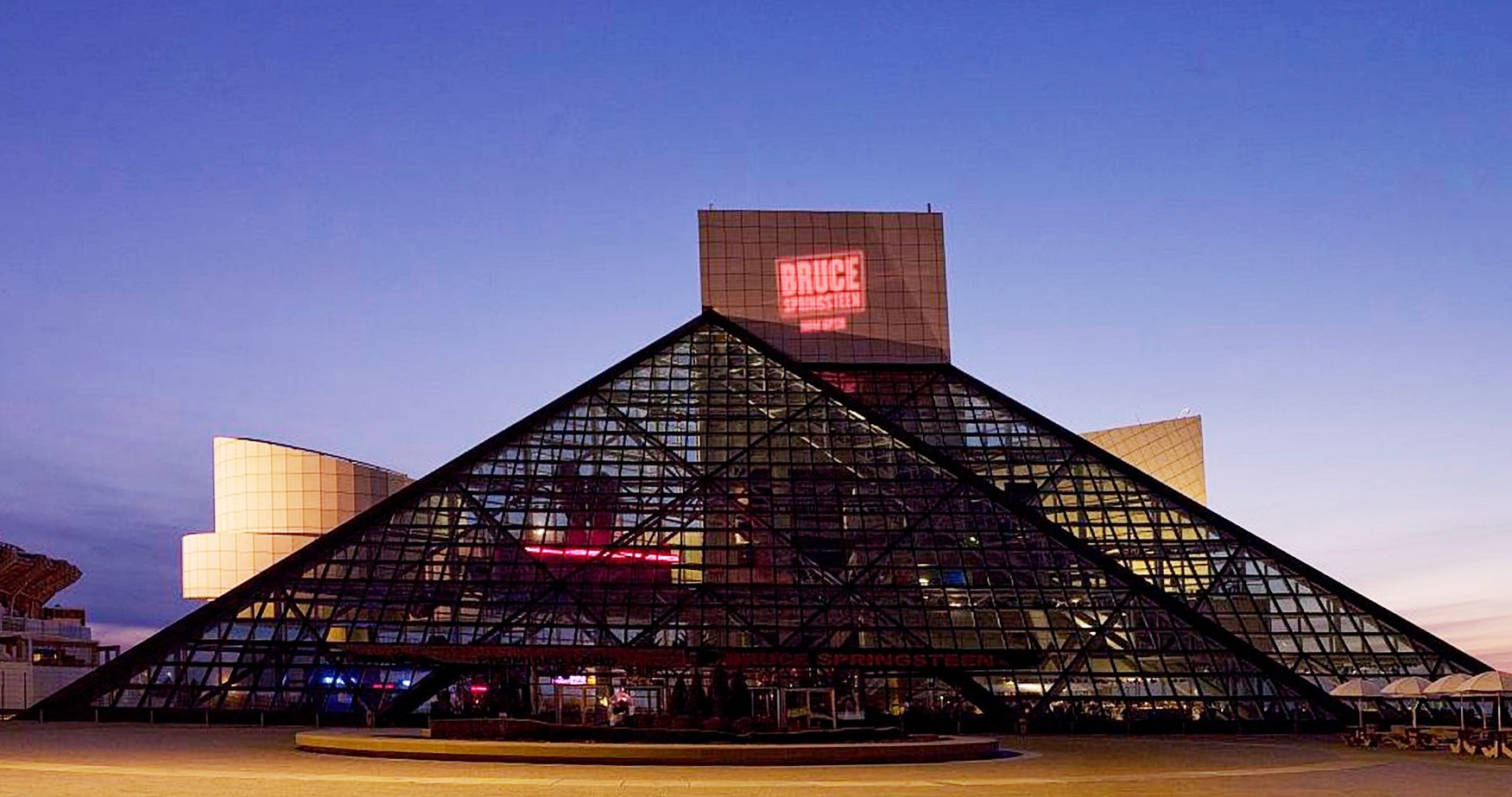 ROCK AND ROLL HALL OF FAME AND MUSEUM visual data 7