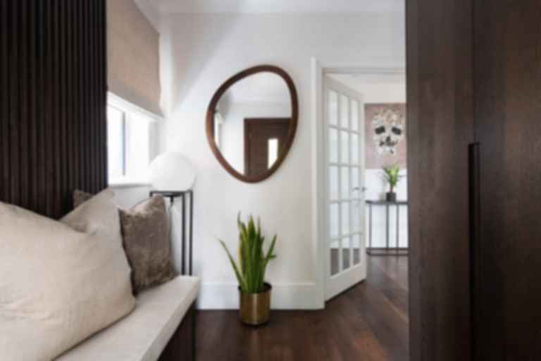 Surrey Family Home - modlar.com