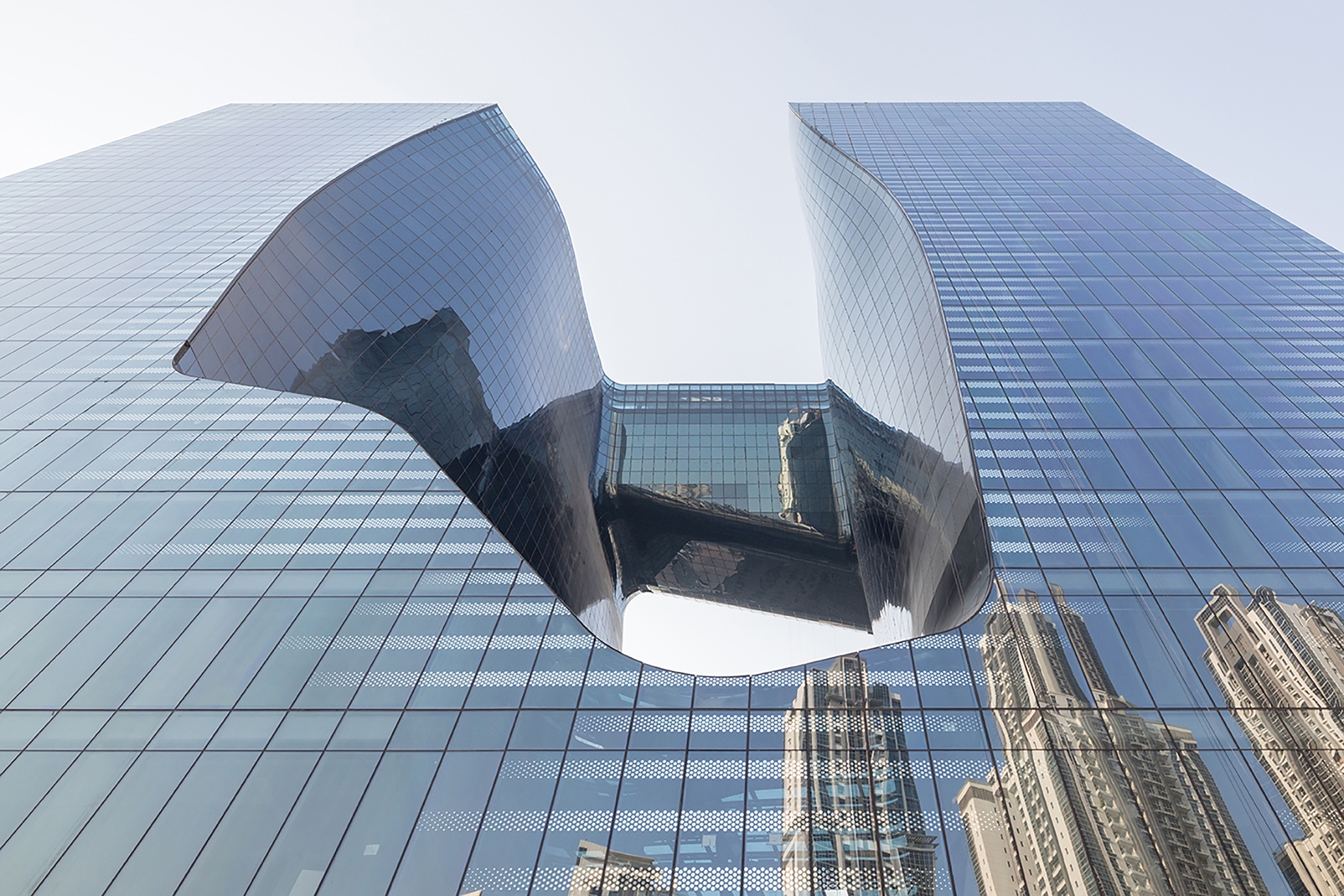 Opus Dubai - Sky Bridge - modlar.com