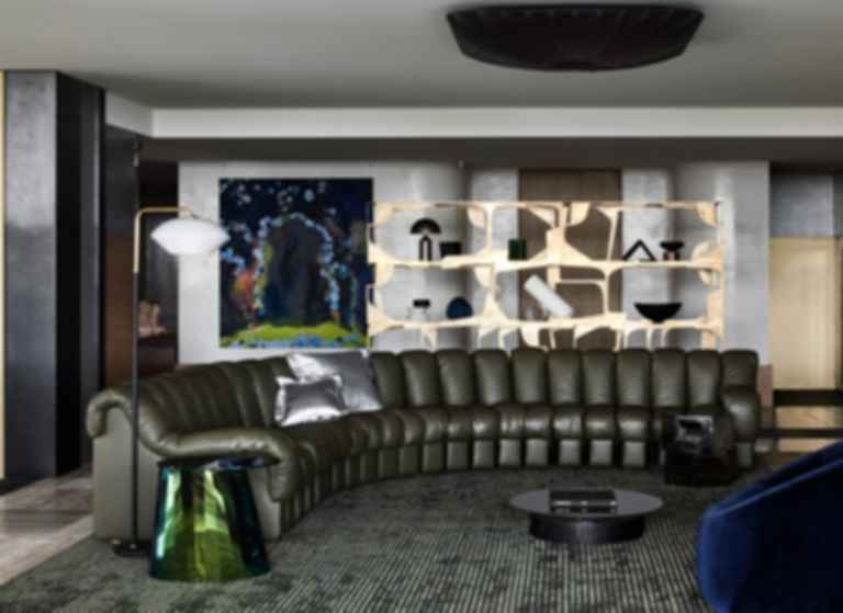 Melbourne Penthouse - Lounge - modlar.com - Penthouse Suite Lounge Amenities