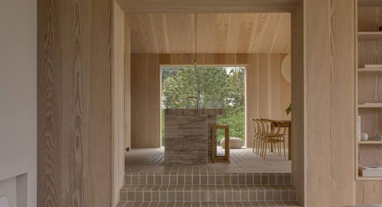 Heatherhill Beach House - Interior - modlar.com