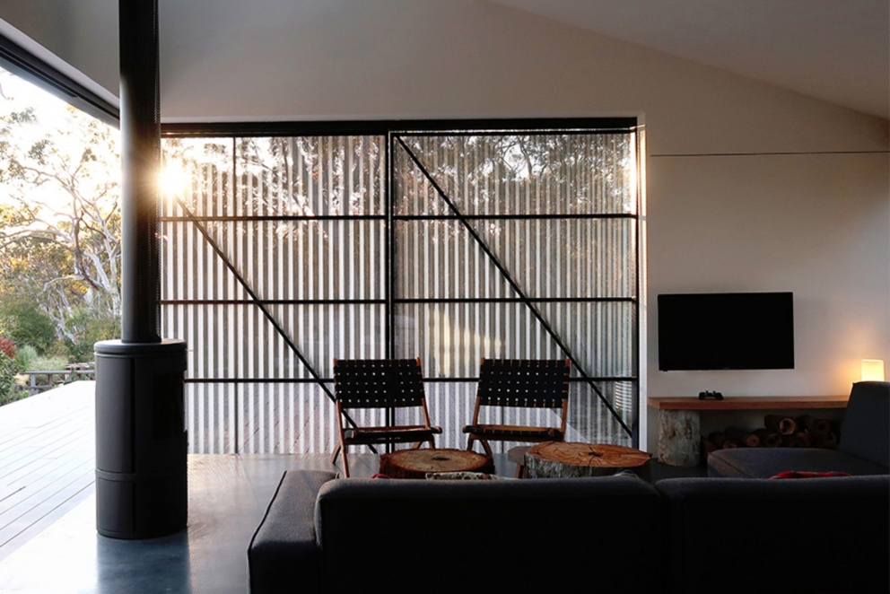 Off Grid House - Living Room - modlar.com
