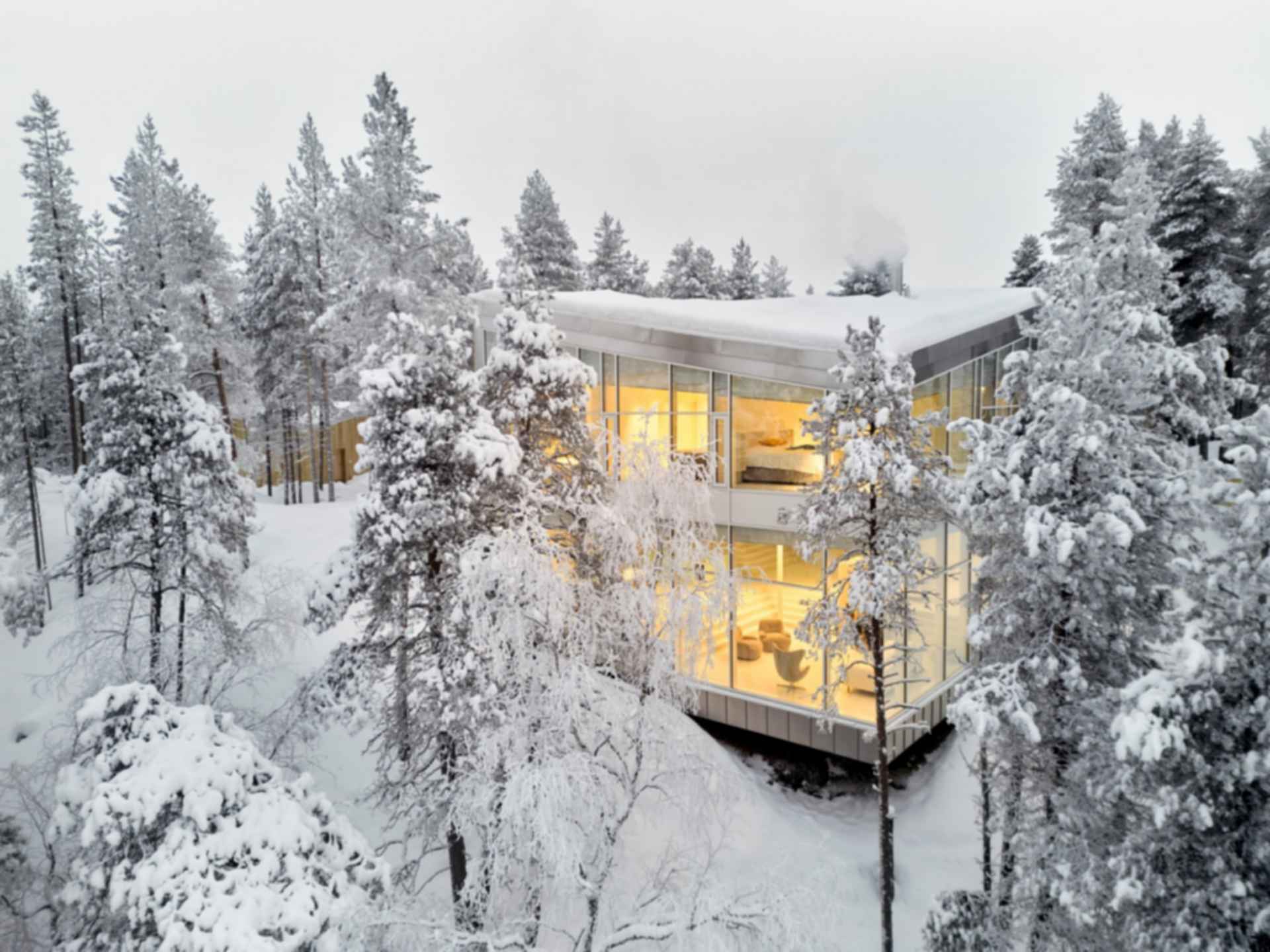 The Cliffhanger Riverside Villa