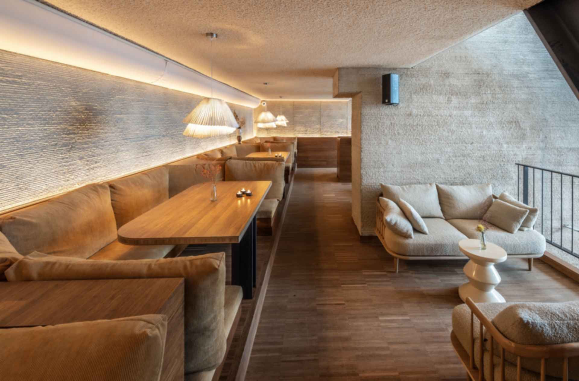 Restaurant NEXT - Seating