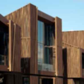 Selçuk Ecza Headquarters - Façade
