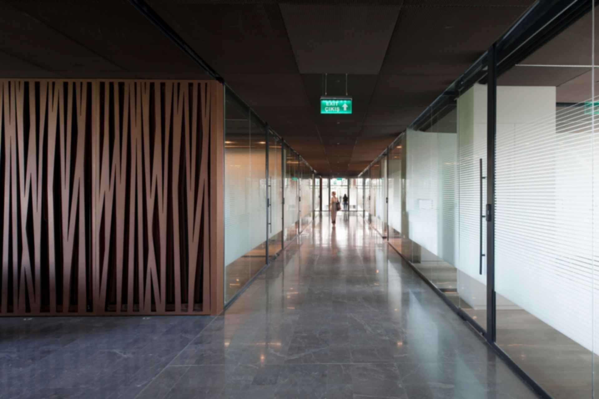 Selçuk Ecza Headquarters - Corridor