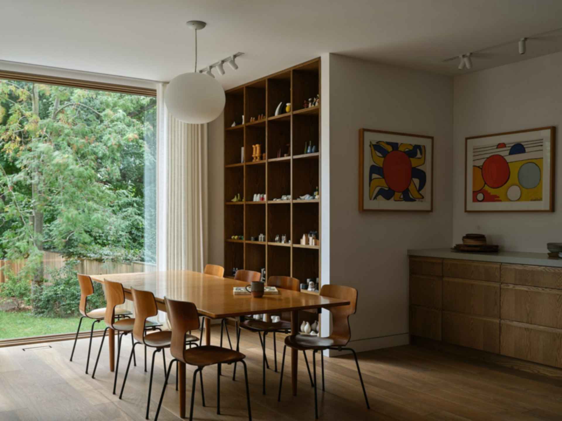 Montague House - Dining Area