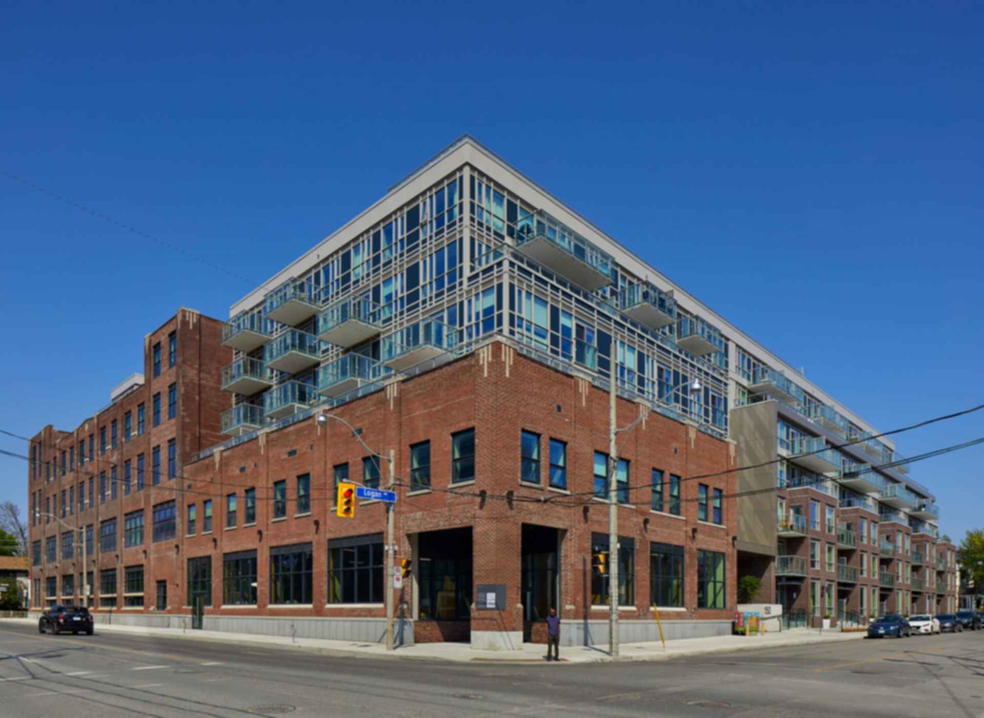 Wonder Condos - Exterior