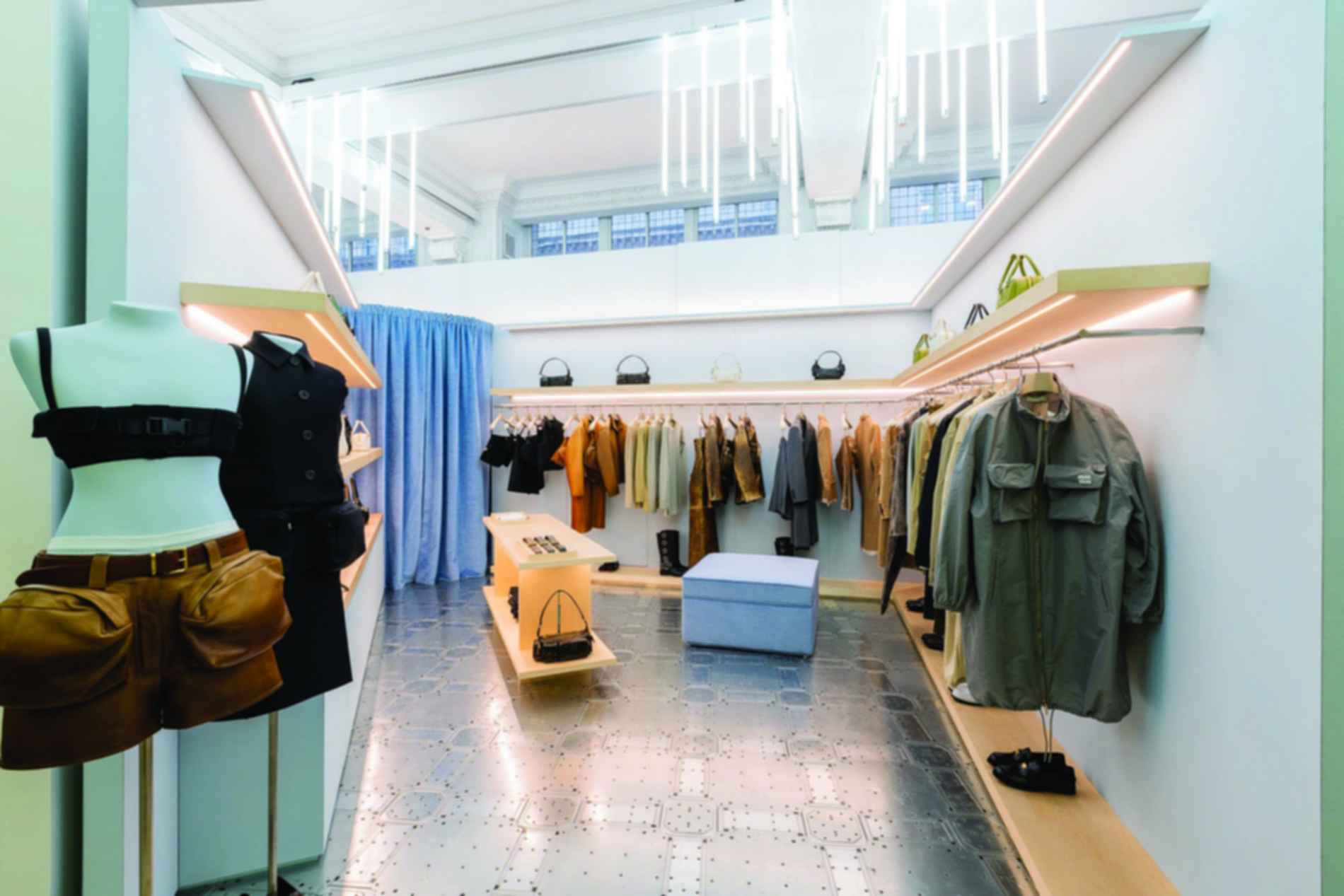 Prada Miu Miu - Floor System