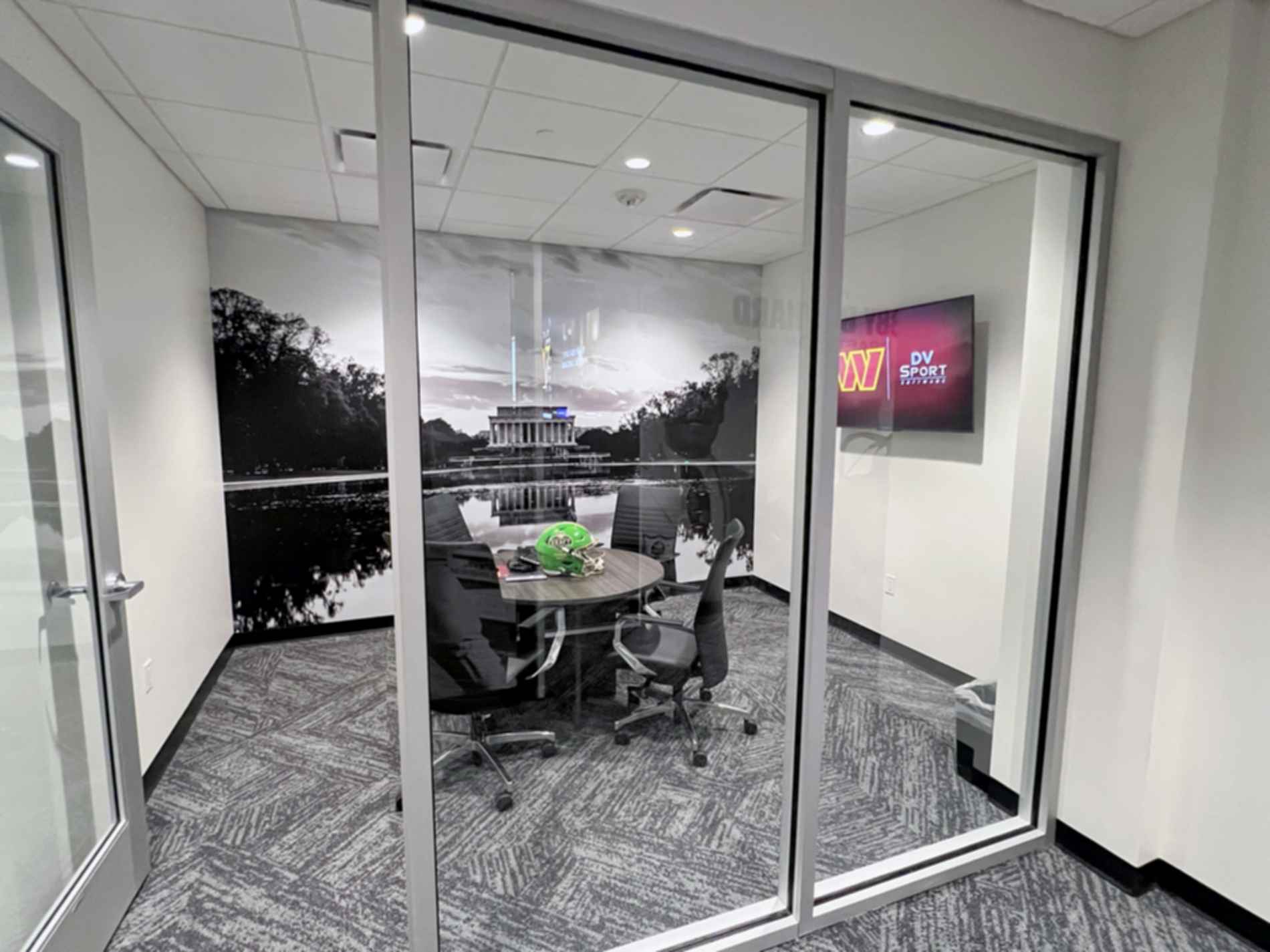 Washington Commanders - Meeting Room
