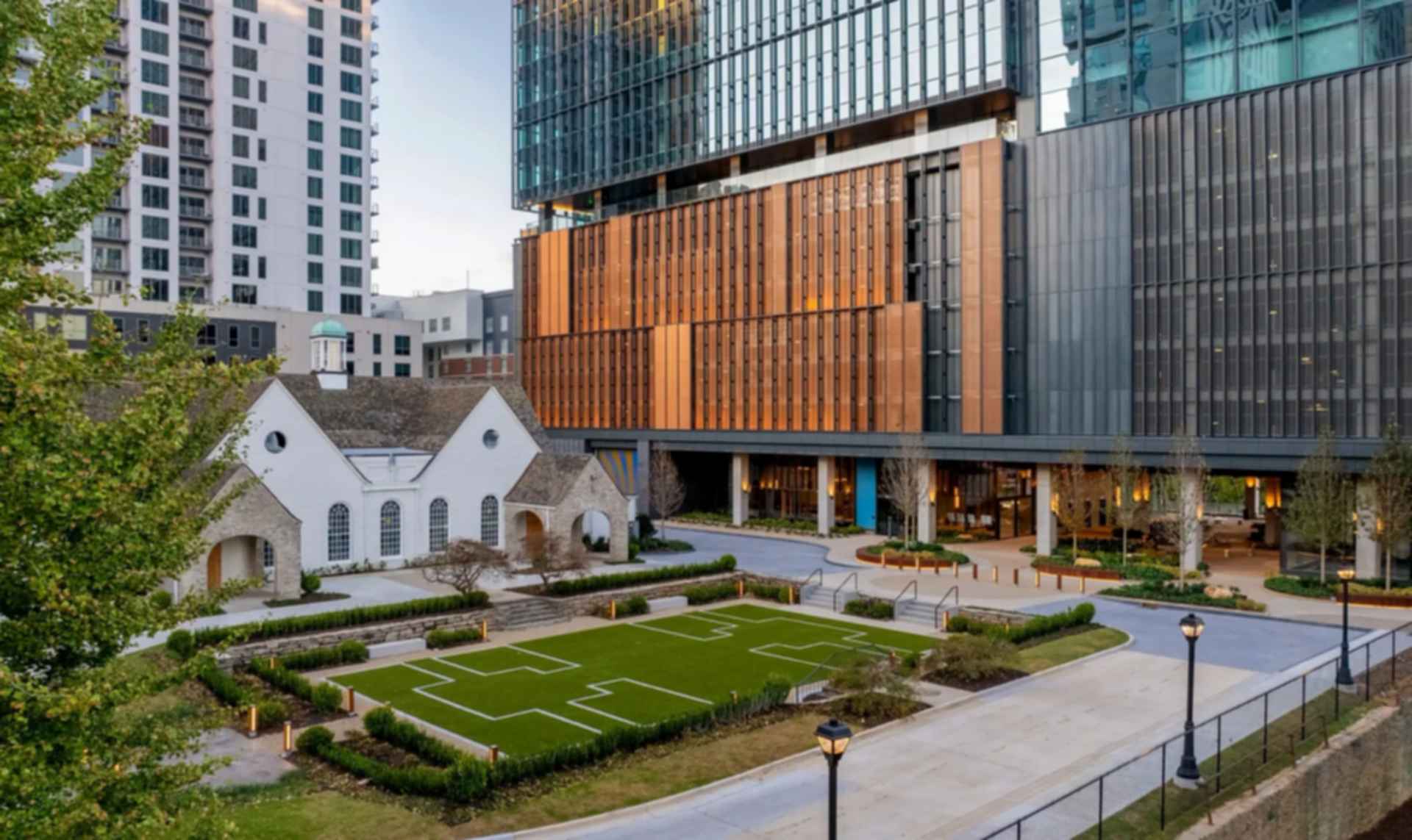 1020 Spring Street - Plaza