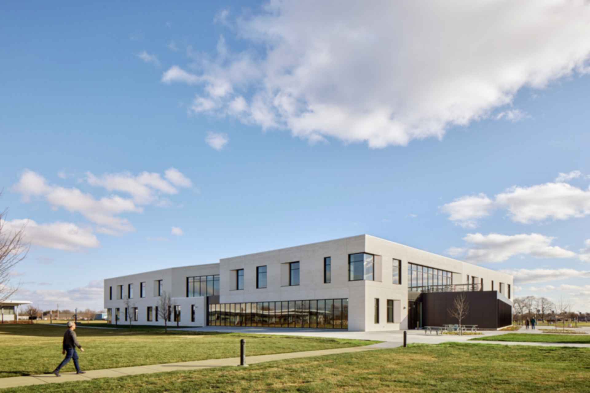 Ivy Tech Community College (Moravec Hall) - Exterior