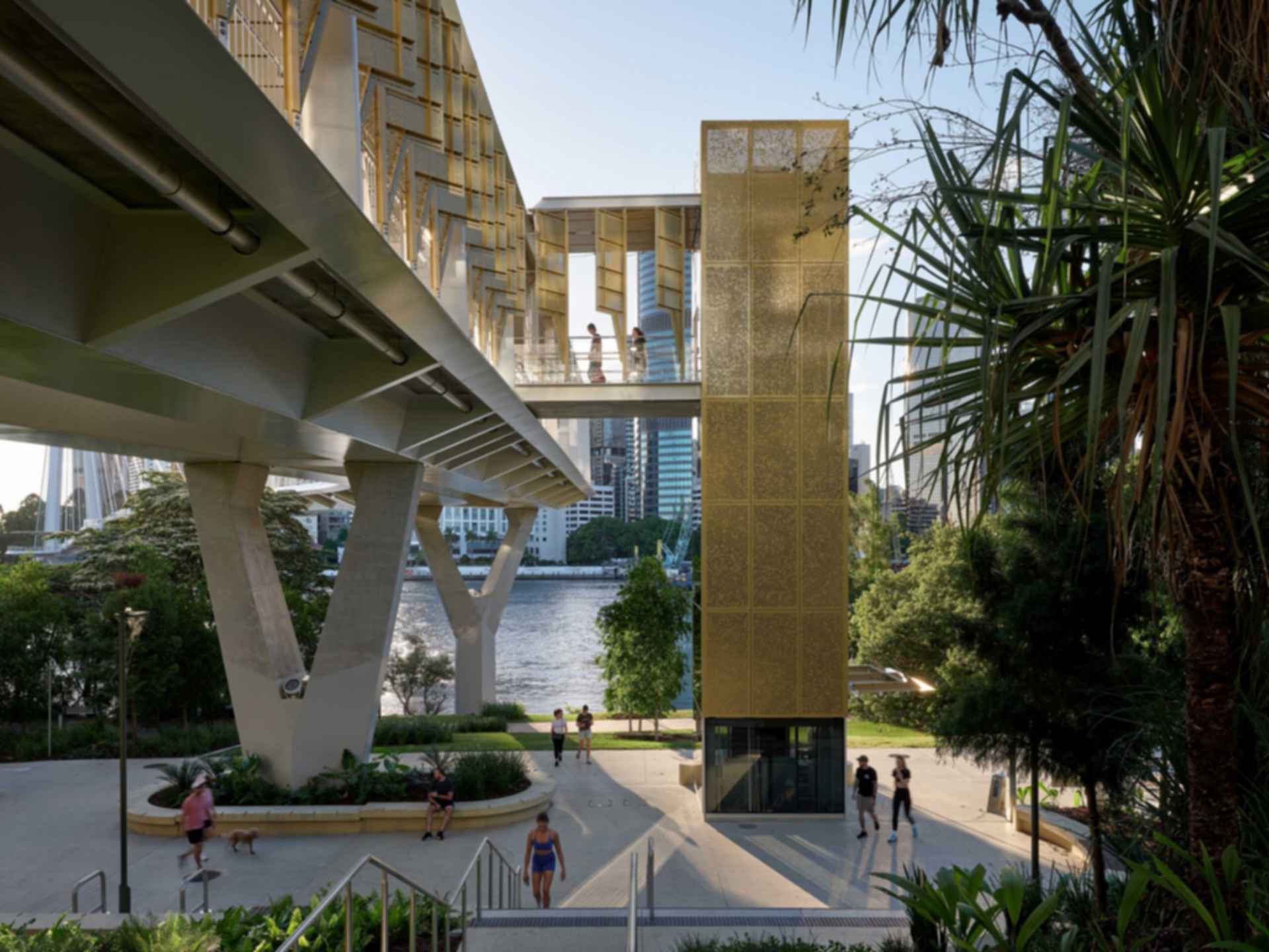 Kangaroo Point Bridge - Accessibility