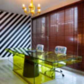 Esquire Office - Desk