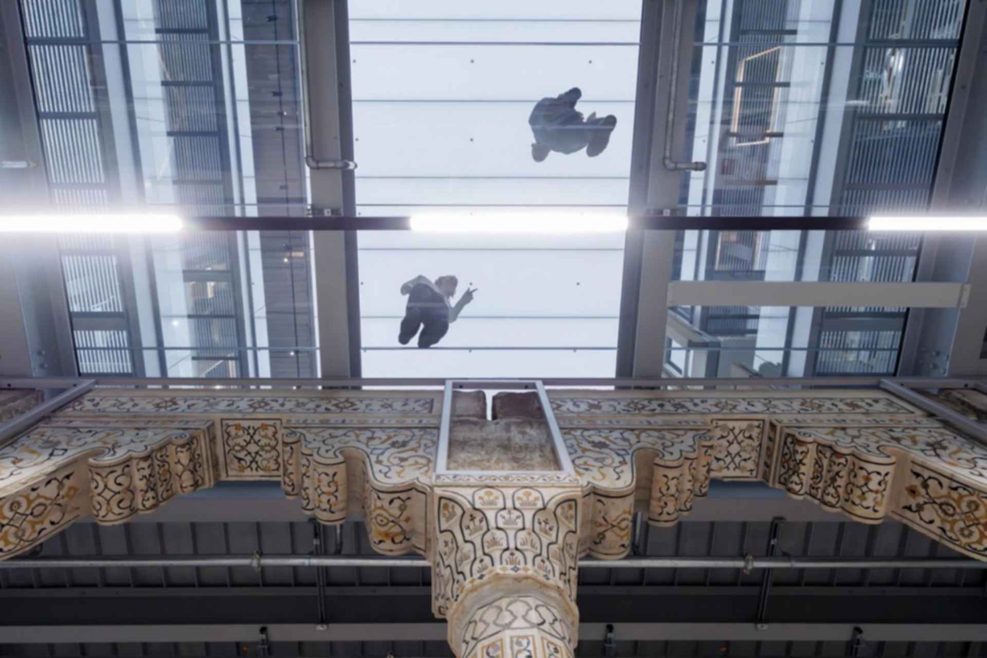 V&A East Storehouse - Glass Floor