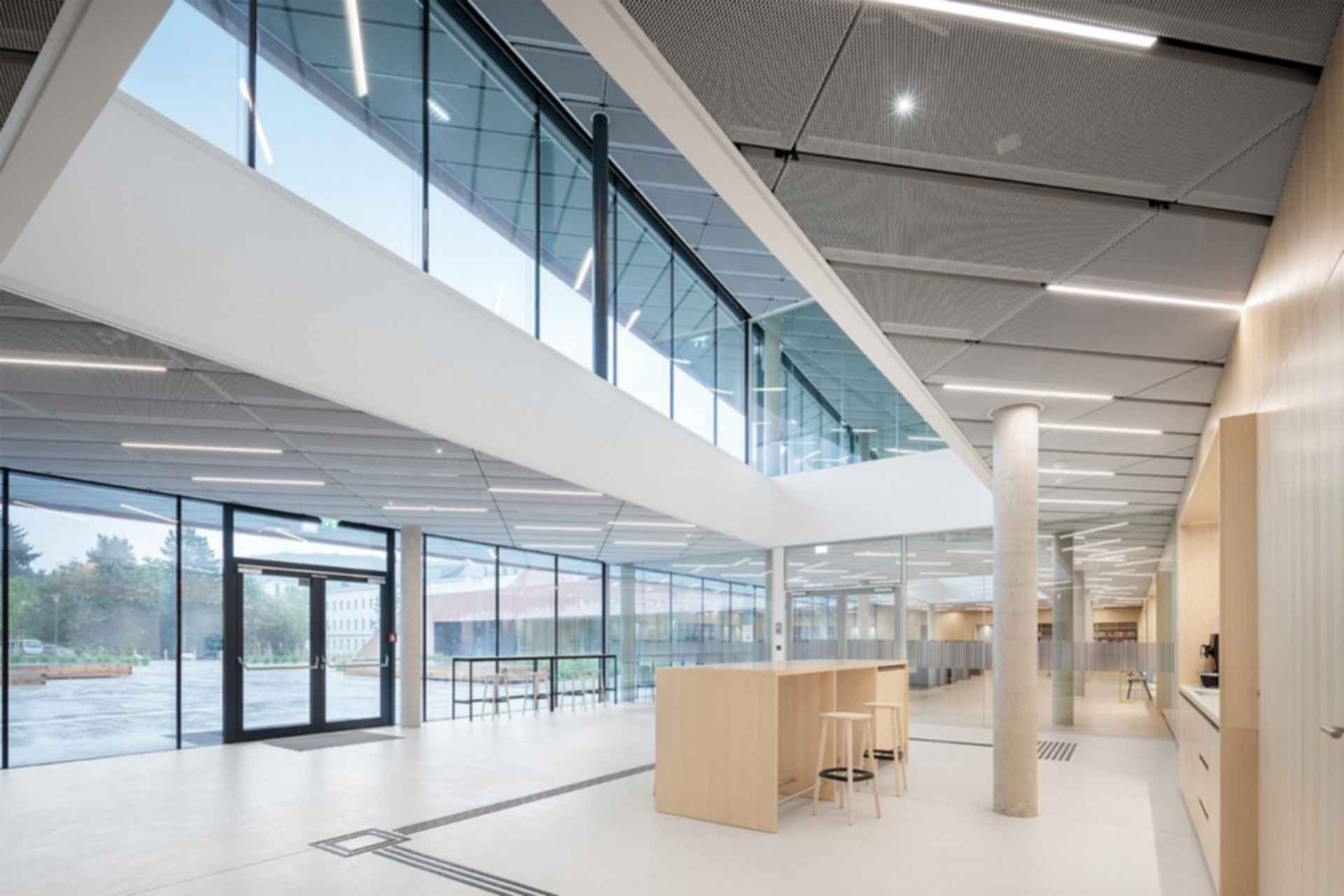 IST Austria Chemistry Lab - Foyer