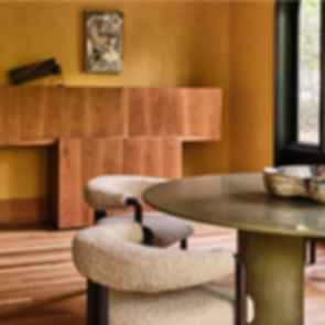 Russell Hill - Interior