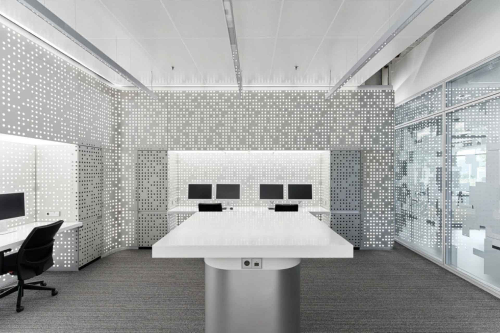 Bosch Engineering Abstatt - Workspace