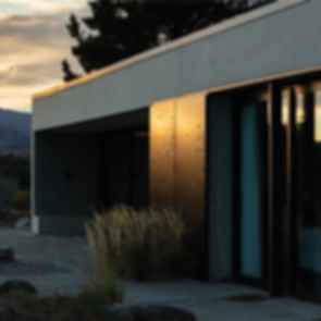 Black Quail House - Façade