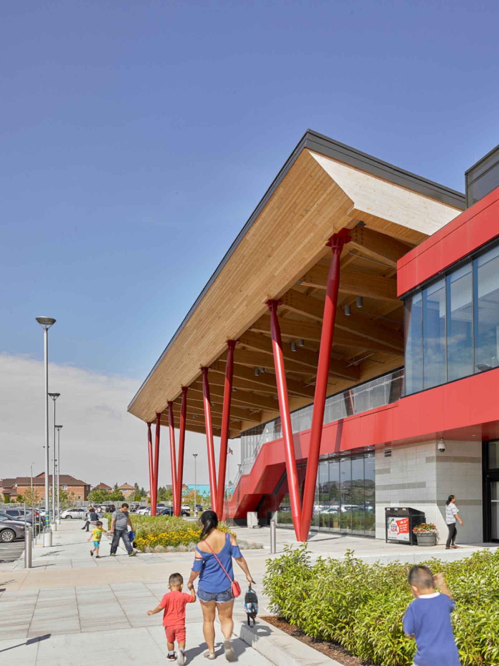 Aaniin Community Centre & Library - Exterior