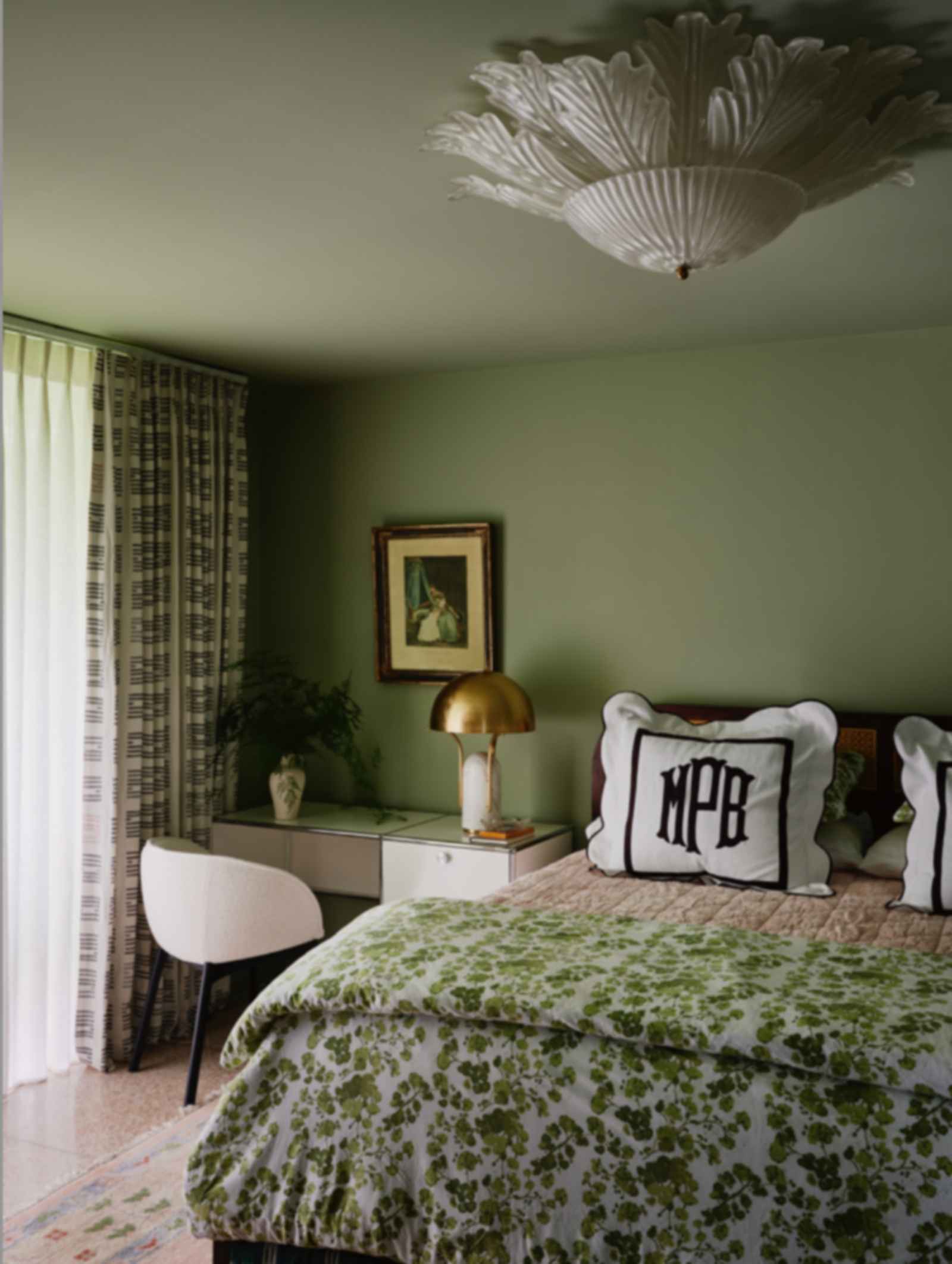 Old Braeswood Residence - Bedroom