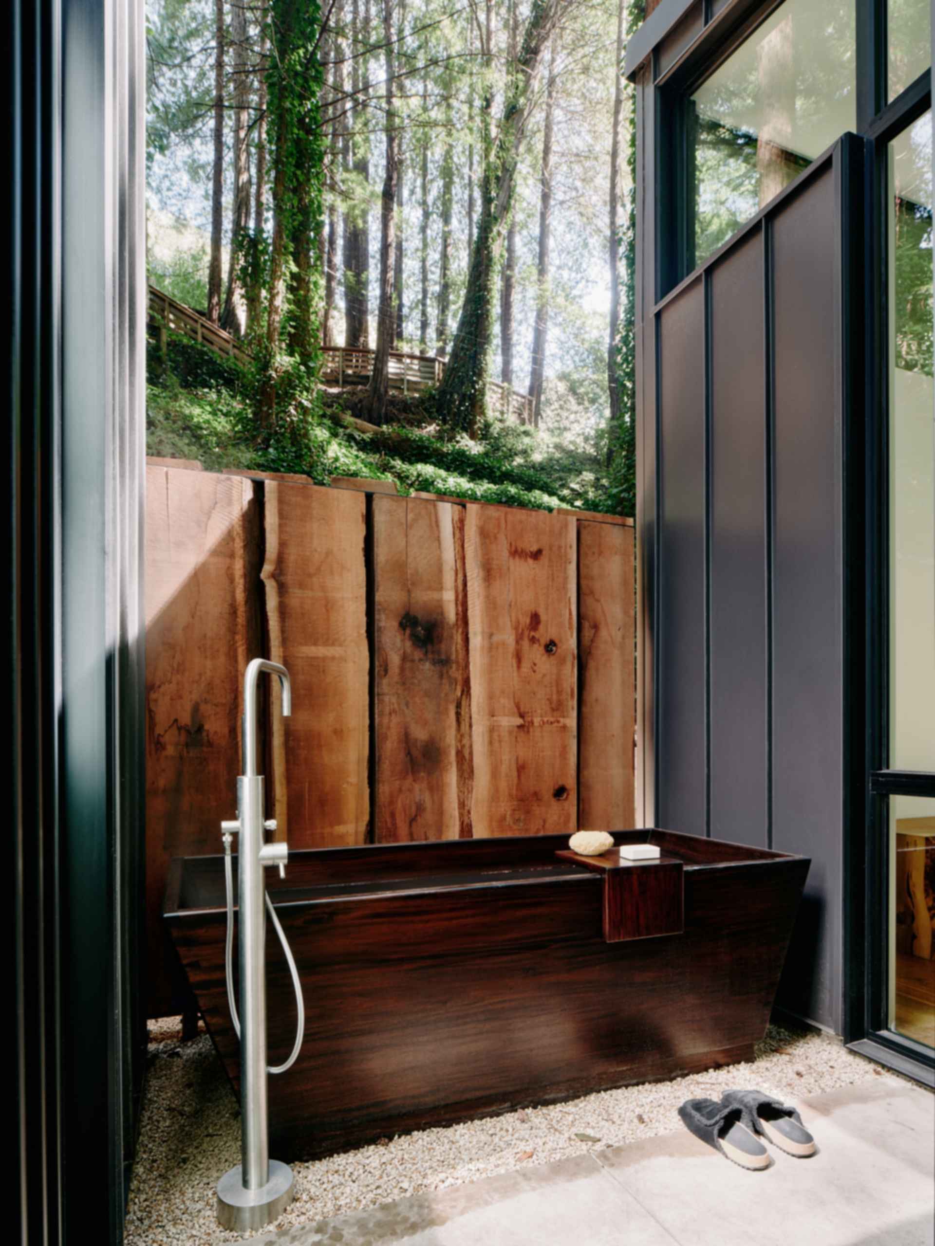 Big Sur Cabin II - Outdoor Bath