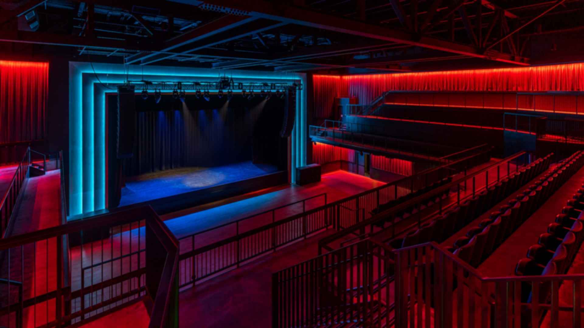 Channel 24 - Audience Seating