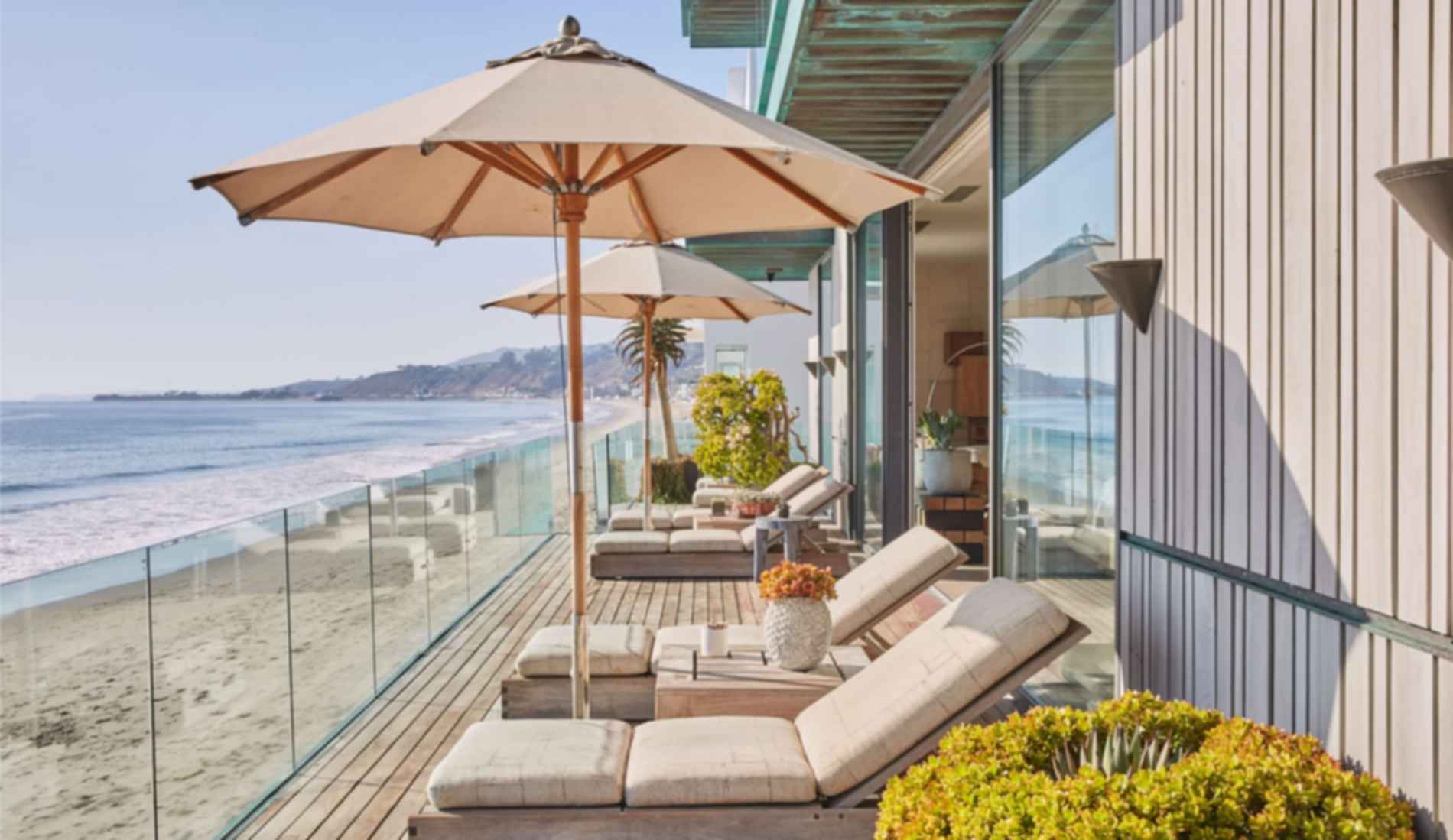 Malibu Beach Residence - Terrace