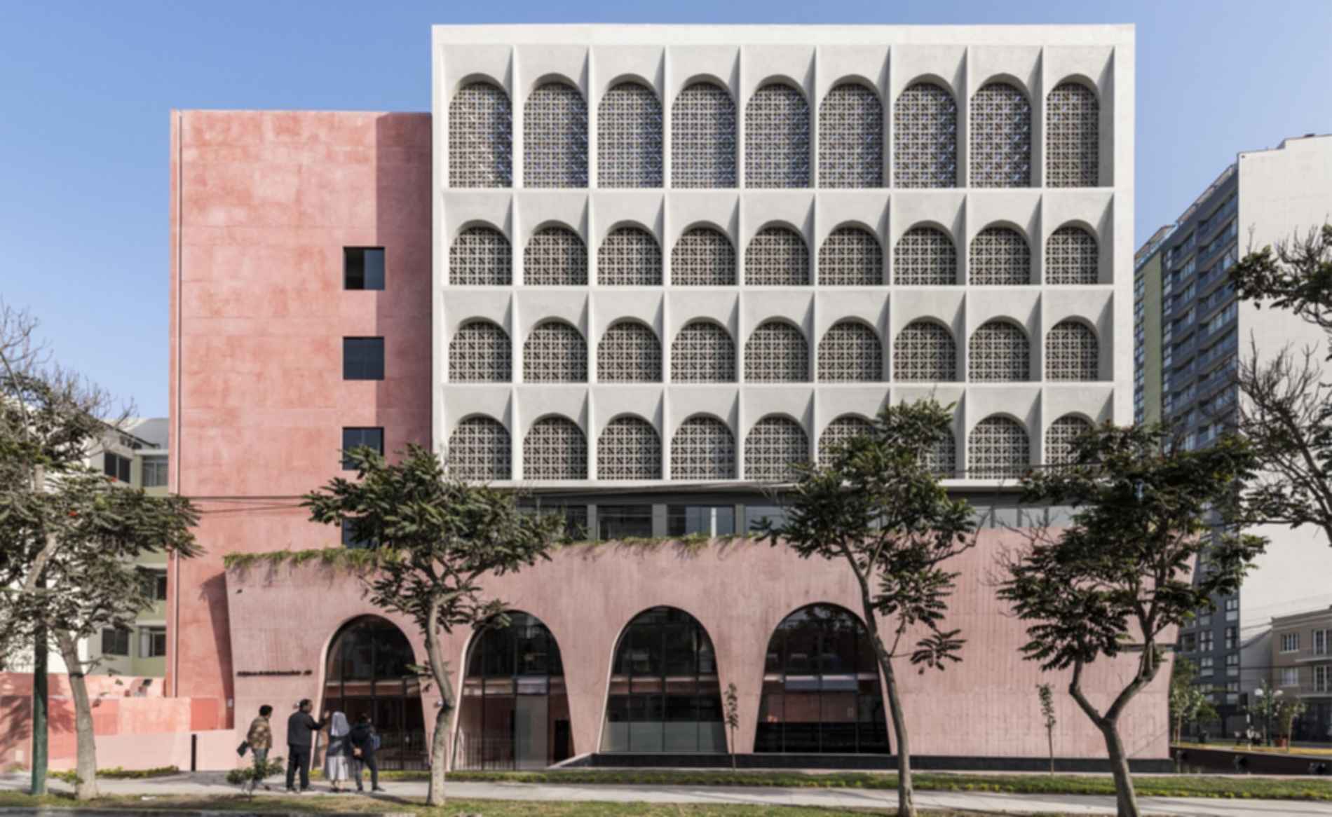 Comunidad de Religiosas de María Inmaculada - Exterior