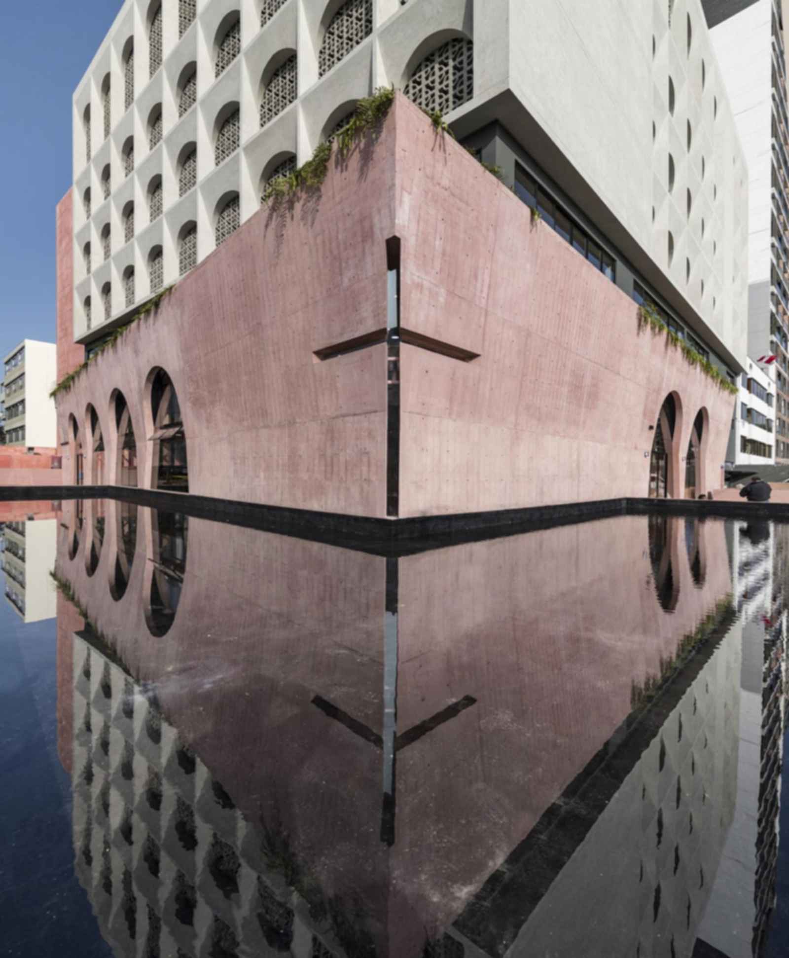 Comunidad de Religiosas de María Inmaculada - Façade