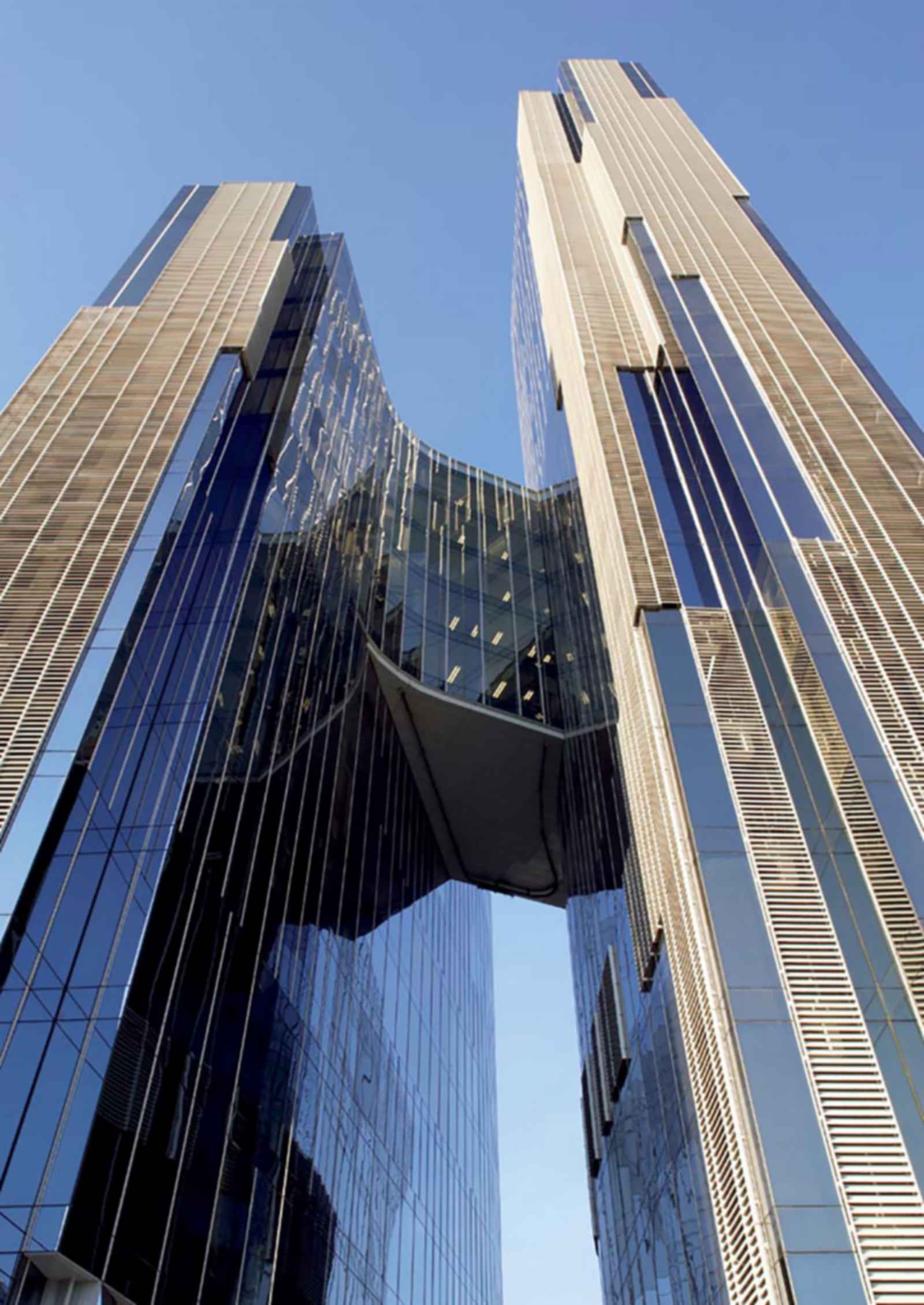 Gas Natural Fenosa Building - Façade