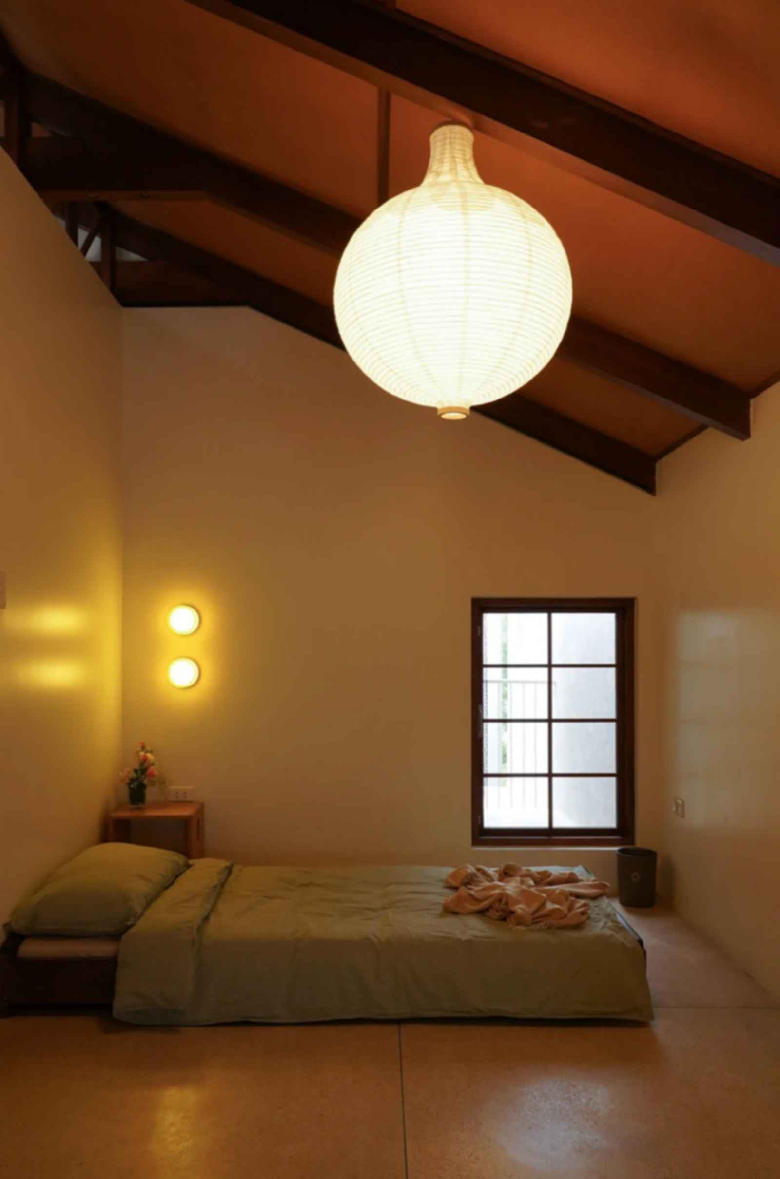 Live Out House - Bedroom