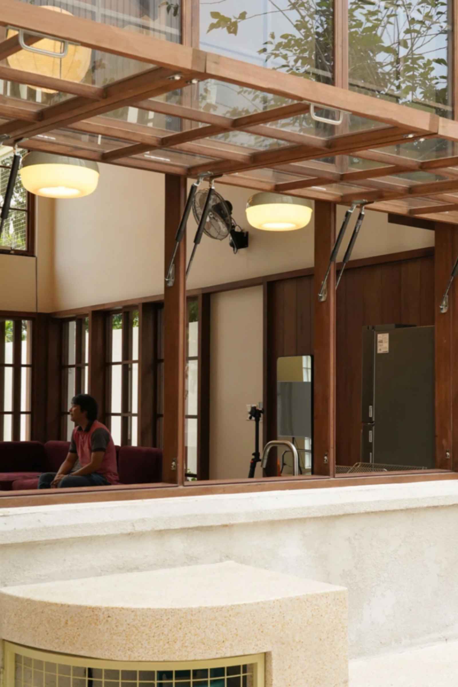 Live Out House - Operable Windows