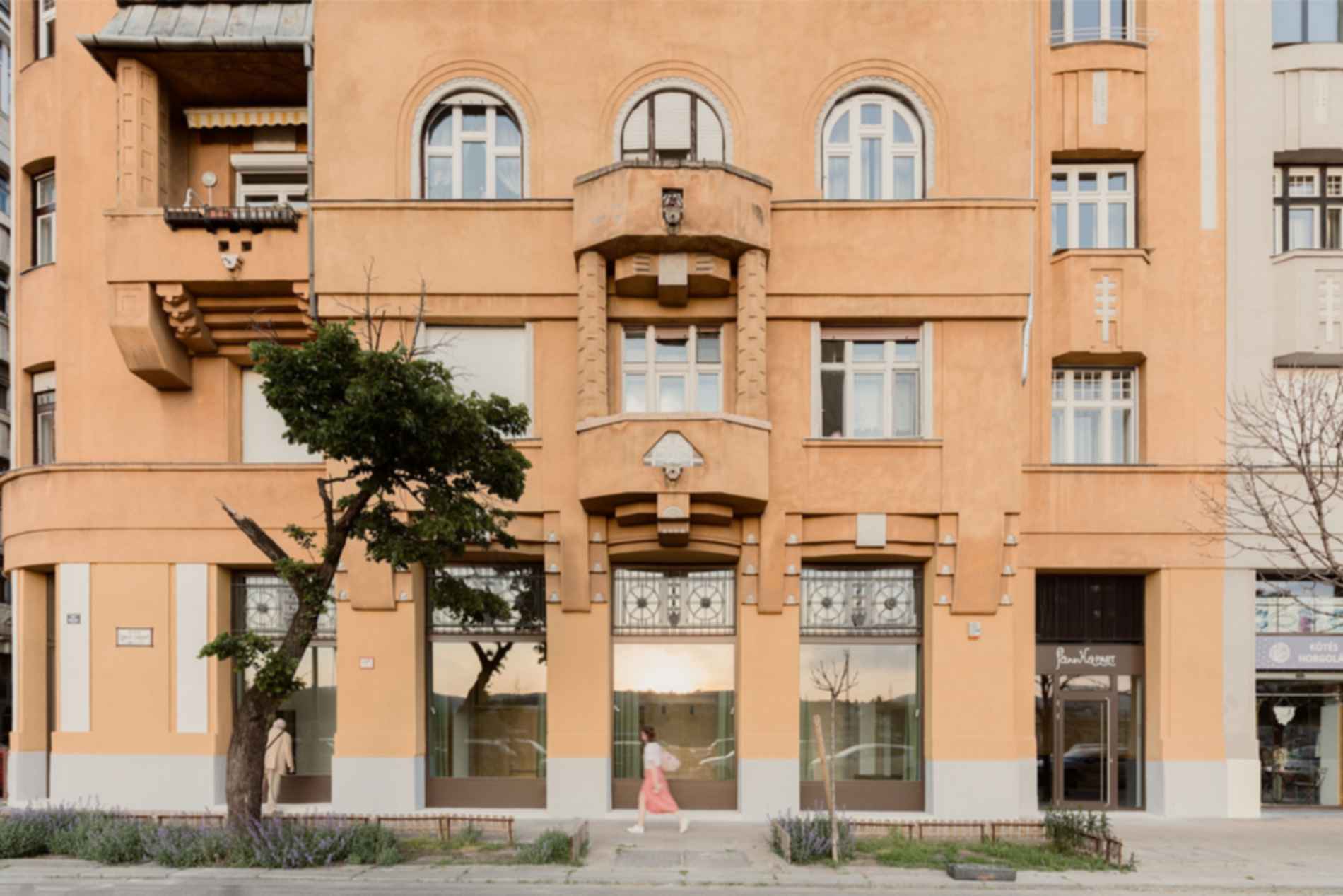 Pannka Part Community Center - Exterior