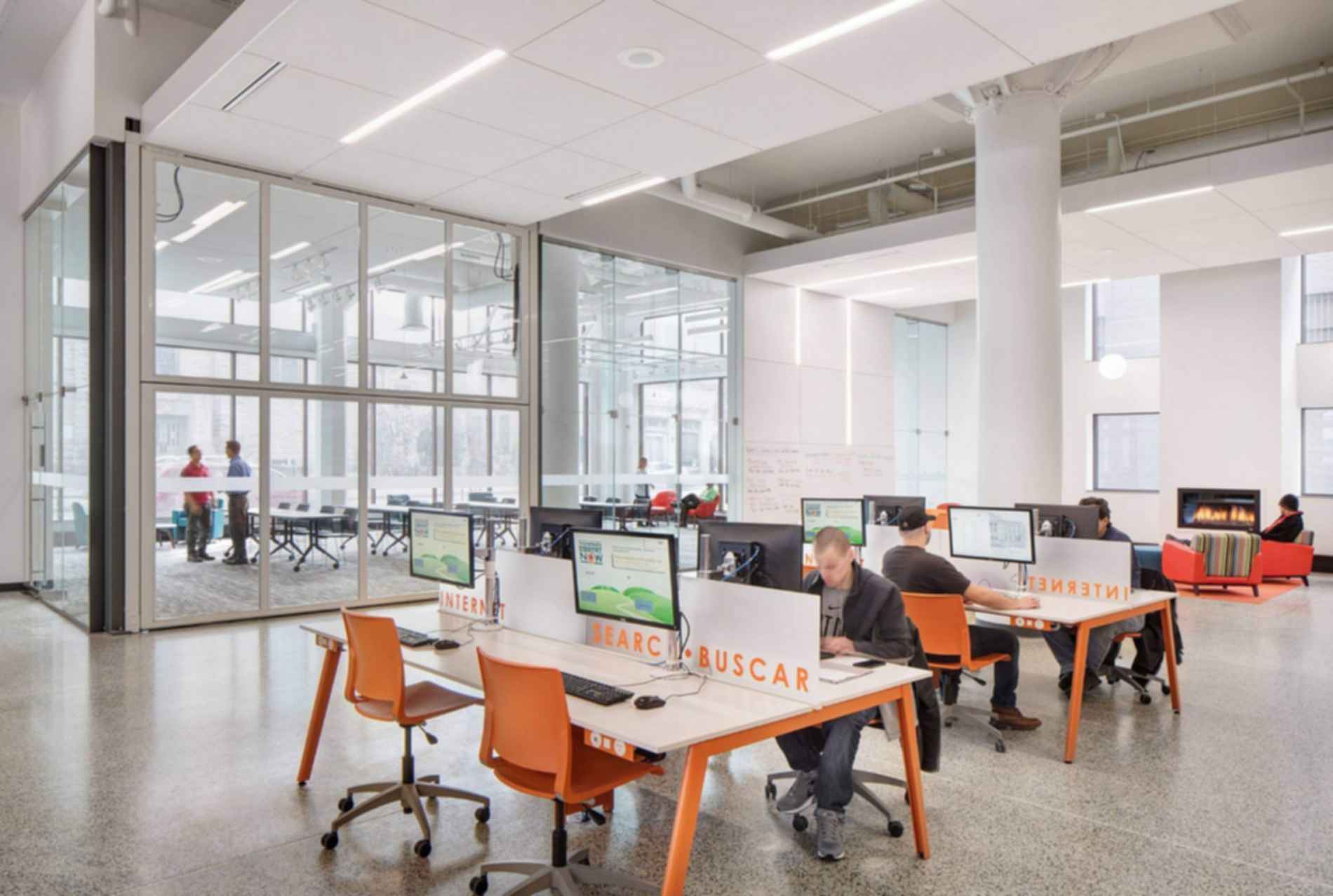 Milwaukee Public Library Mitchell Street Branch - Computer Area