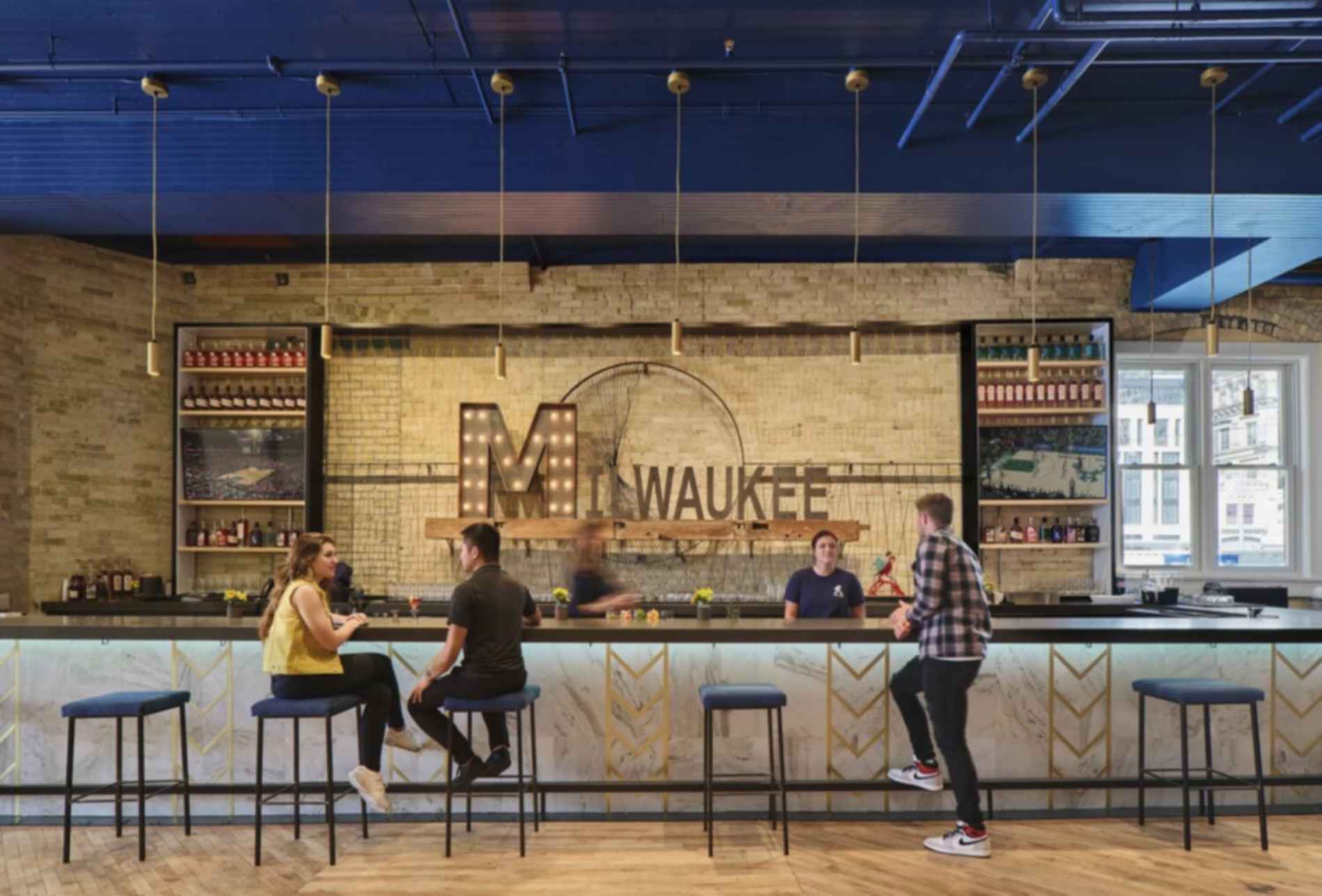 Central Standard Craft Distillery Crafthouse & Kitchen - Bar