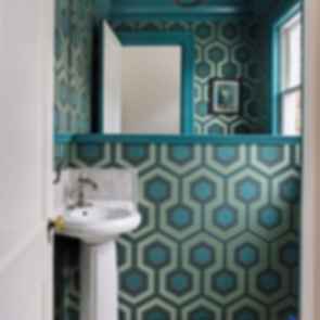 Marietta Ave Historic Colonial Residence - Bathroom