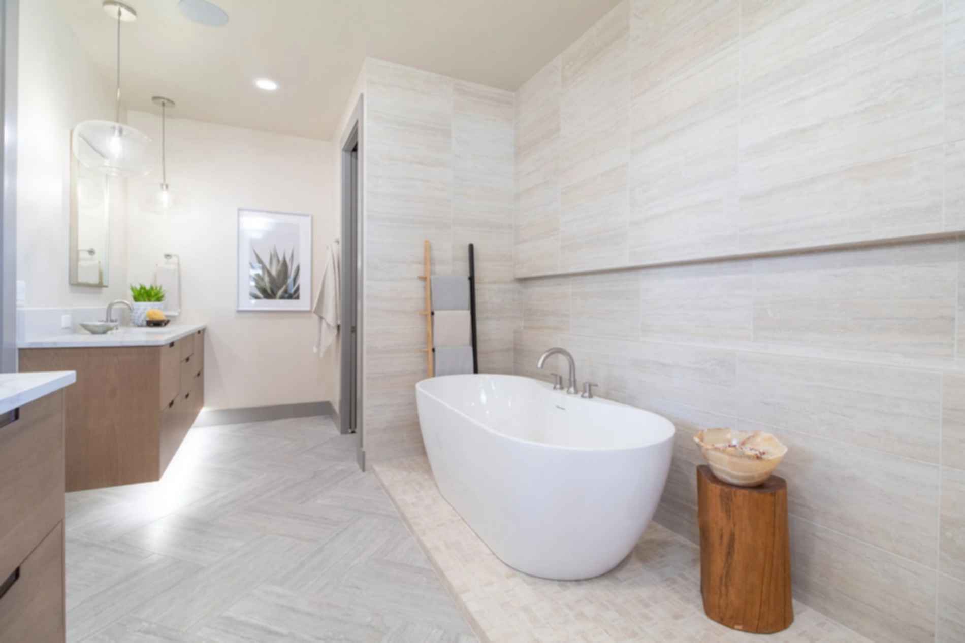 Modern Masculine Interior - Bathroom