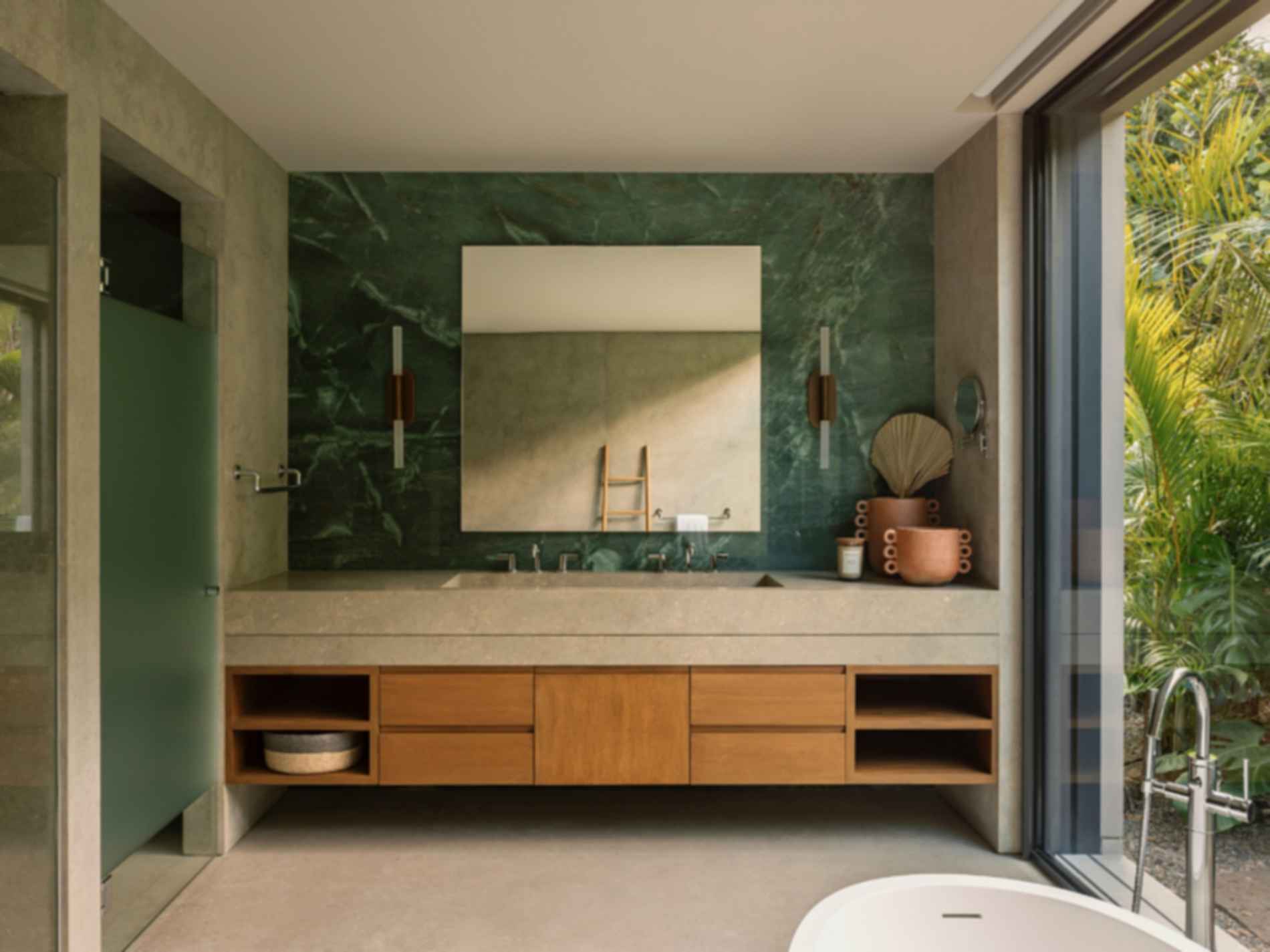 Quinto Sol House - Vanity