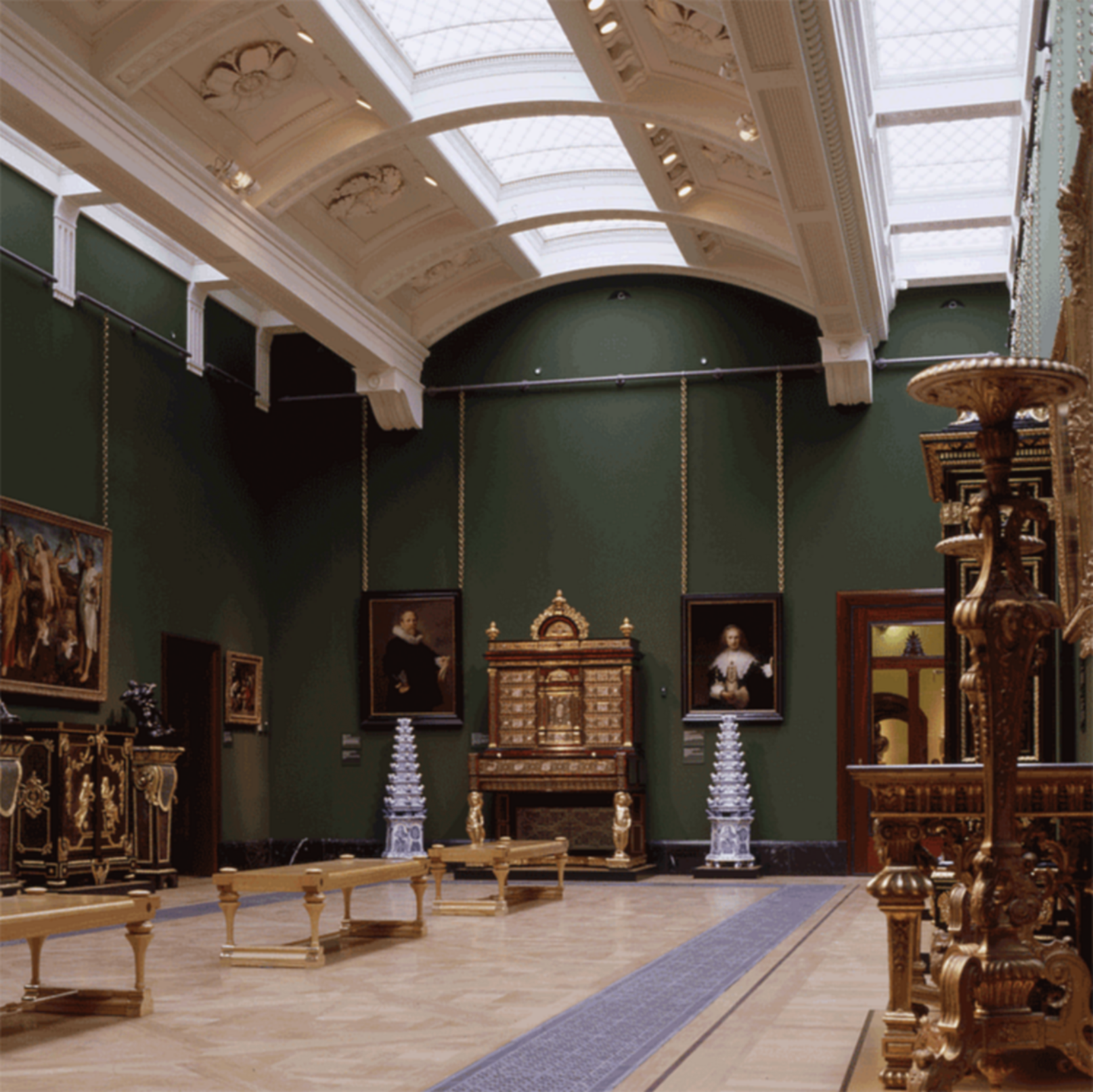 Buckingham Palace - King's Gallery - Interior Buckingham Palace - King's Gallery - Interior