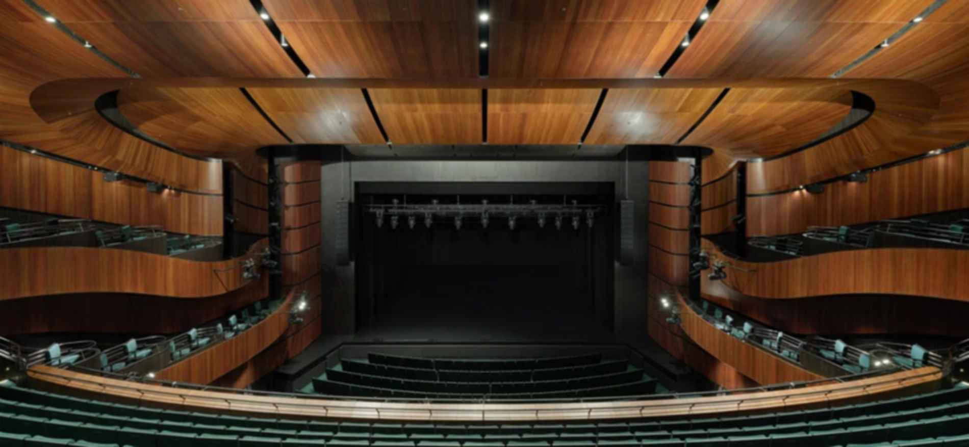 The Glasshouse Theatre - Stage