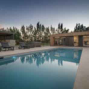 Shotover Pool House - Poolside