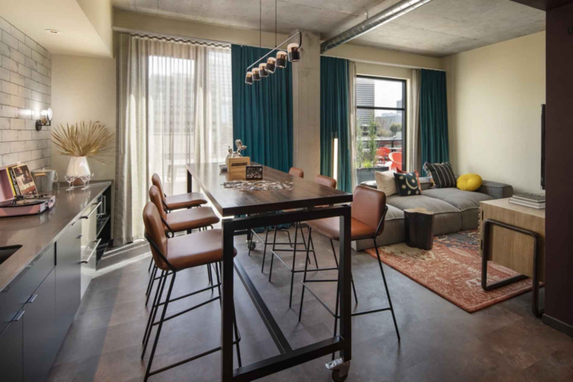 Moxy Oakland - Guest Suite