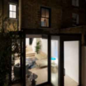 Frame House - Façade