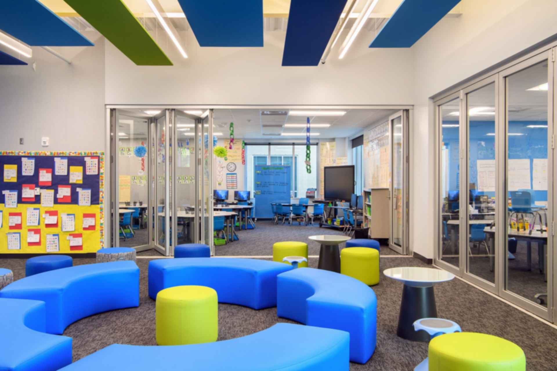 Park Elementary School - Folding Doors