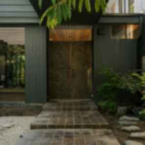 Glass Ridge House - Entrance