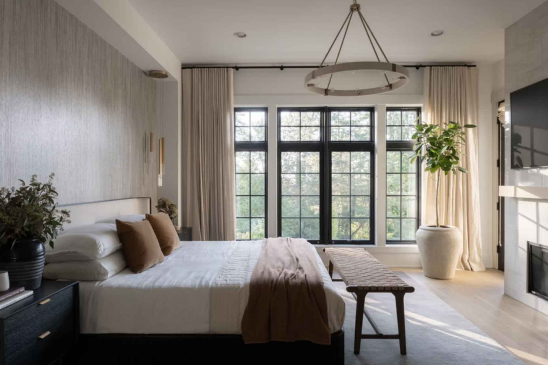 Modern Mediterranean Residence - Bedroom