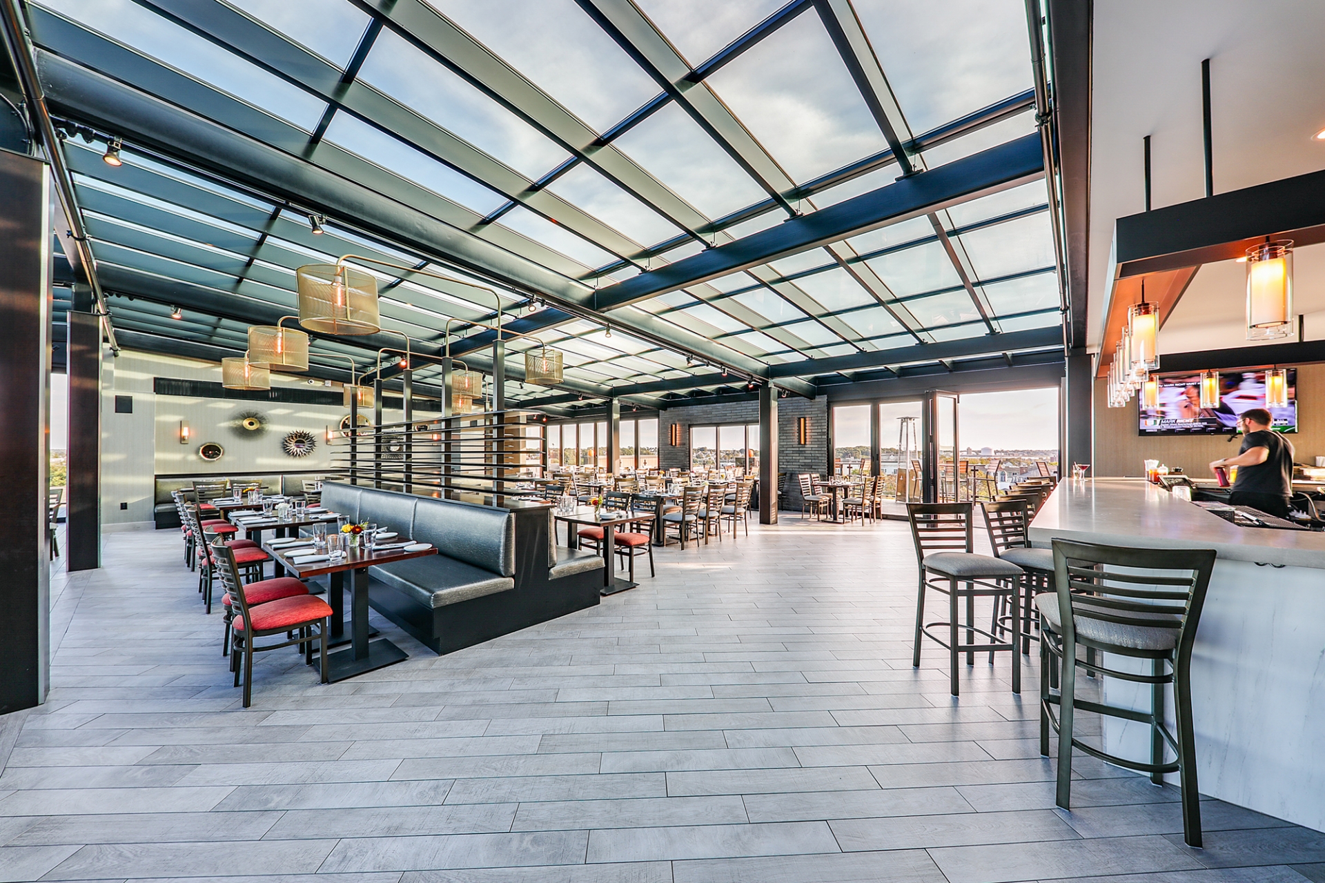 Mare Rooftop Restaurant - Interior - modlar.com